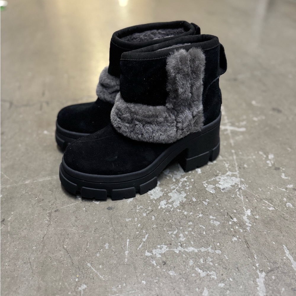 UGG Brooklyn Sunburst Black and Gray Fur Winter Boots - UNAVAILABLE